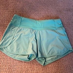 Lululemon size 4 shorts